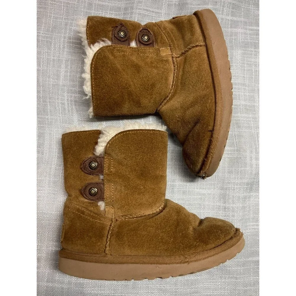 Ugg Australia Girls Boots Sherpa Lined Size 1 Tan Brown Side Button Detail